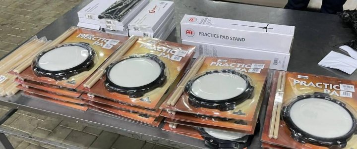 Un microbuz ce se deplasa din România spre Republica Moldova, supus controlului în Vama Leuşeni. Ce transporta