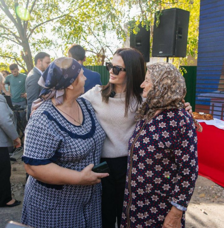 Condiţii mai bune pentru săteni. Încă un drum din satul Baurci din Găgăuzia, dat în exploatare (FOTO)