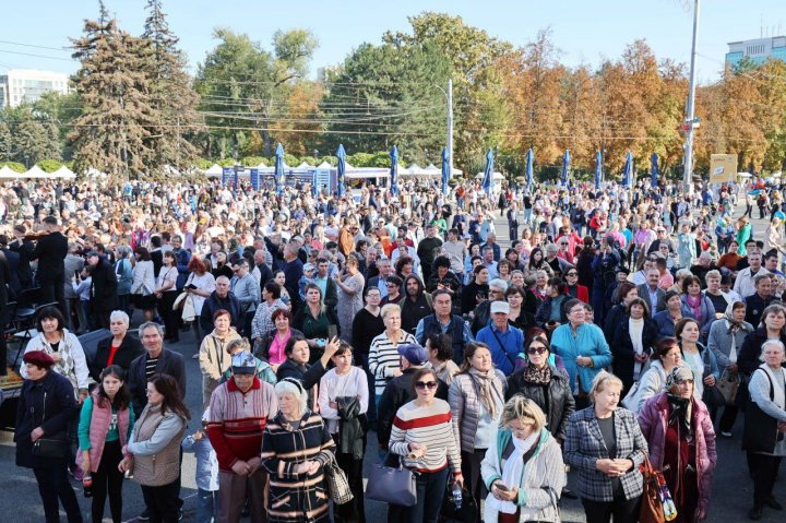 Hramul Chișinăului în IMAGINI. Vezi cum au sărbătorit locuitorii și oaspeții Capitalei