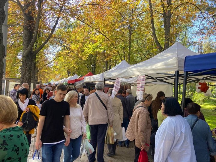 Hramul Chișinăului în IMAGINI. Vezi cum au sărbătorit locuitorii și oaspeții Capitalei