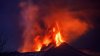 (VIDEO) Vulcanul Etna a erupt din nou în Sicilia. A fost ridicat nivelul de alertă