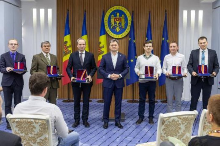 ( FOTO) Cine au fost câştigătorii Premiului Național ediția anului 2023. Ceremonia a avut loc la Casa Guvernului