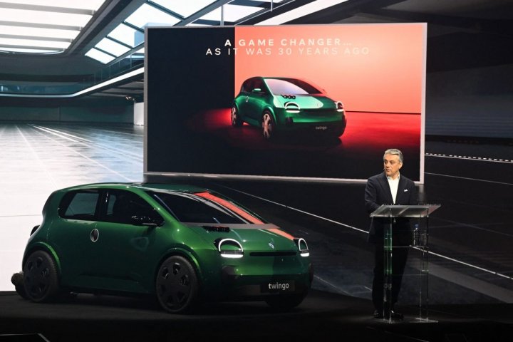 (FOTO) Cum arată mașina electrică de oraș a Renault care va costa sub 20.000 de euro și va fi lansată peste aproape trei ani