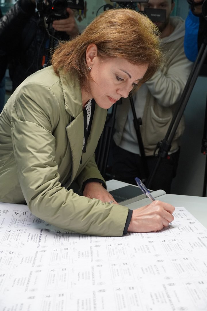 Peste 820 de mii de buletine de vot, tipărite pentru turul al doilea al alegerilor locale generale din 19 noiembrie (FOTO)