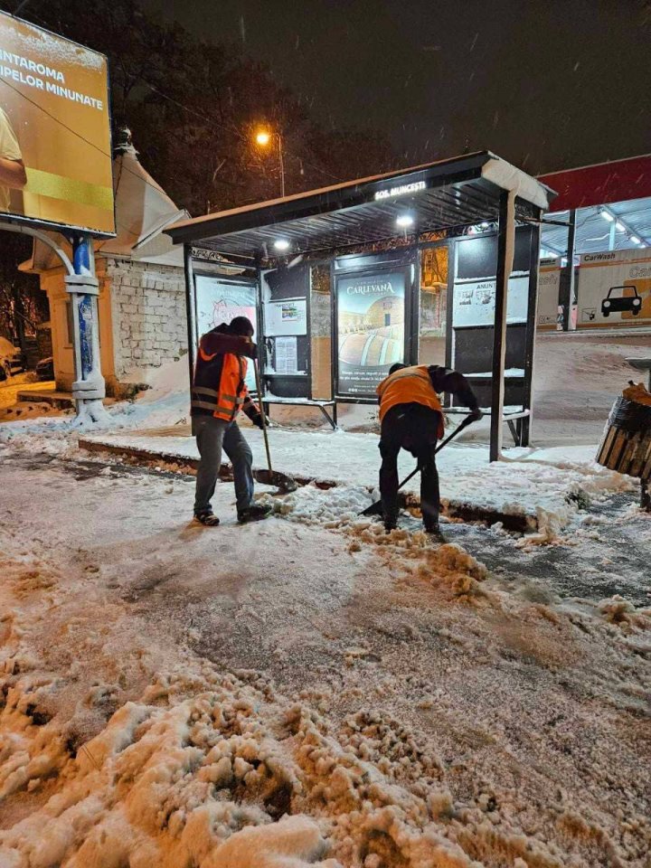 Ion Ceban despre situaţia de pe străzile din Capitală: A fost și este depusă o muncă enormă pentru a se putea circula (FOTO/VIDEO)