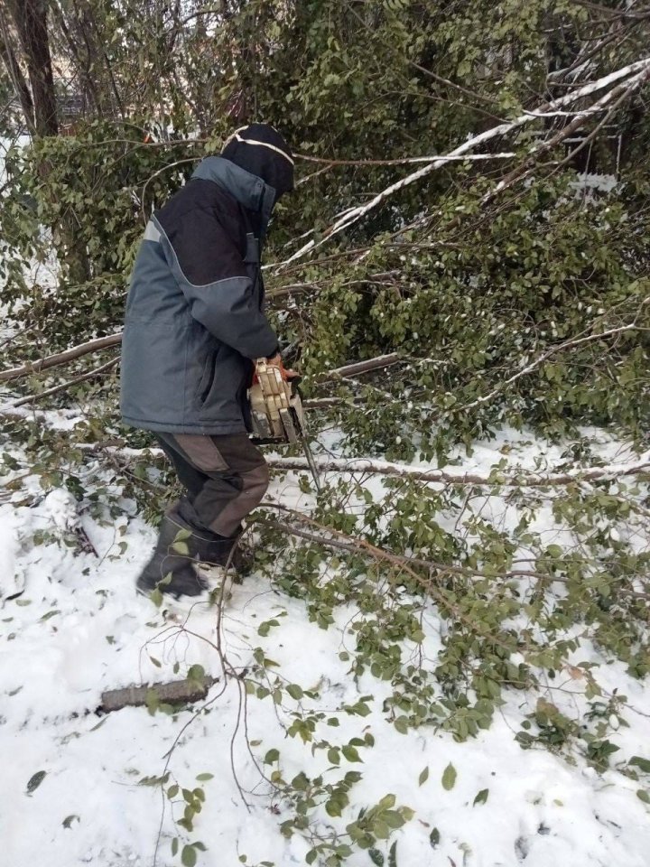 Ion Ceban despre situaţia de pe străzile din Capitală: A fost și este depusă o muncă enormă pentru a se putea circula (FOTO/VIDEO)