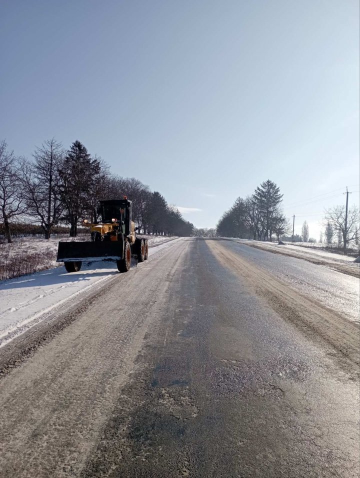 (FOTO) Atenţie, PERICOL pe drumurile naţionale. ASD îndeamnă şoferii să fie precauţi