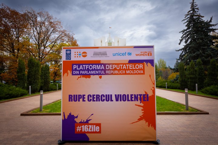 (FOTO) Parlamentul Republicii Moldova s-a alăturat campaniei ONU „16 zile de activism împotriva violenței în bază de gen”