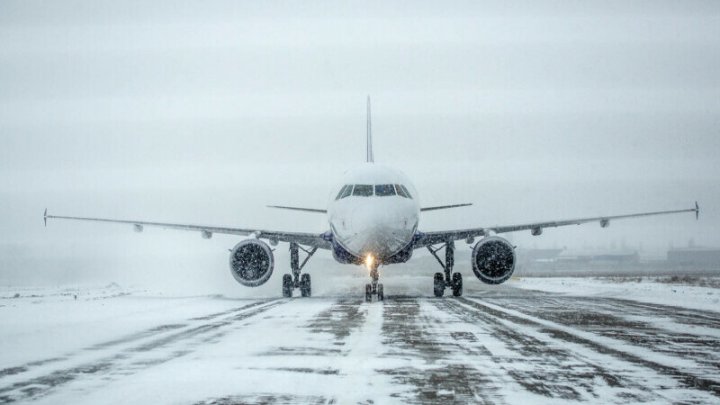 Vremea complicată ANULEAZĂ cursele de pe Aeroportul Chișinău. Vezi despre ce zboruri este vorba