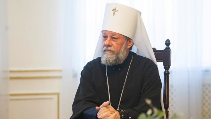 Mitropolitul Vladimir convoacă o ADUNARE cu toţi protopopii, după ce un grup de preoţi din Chişinău a cerut să fie iniţiat procesul de aderare la Patriarhia Română