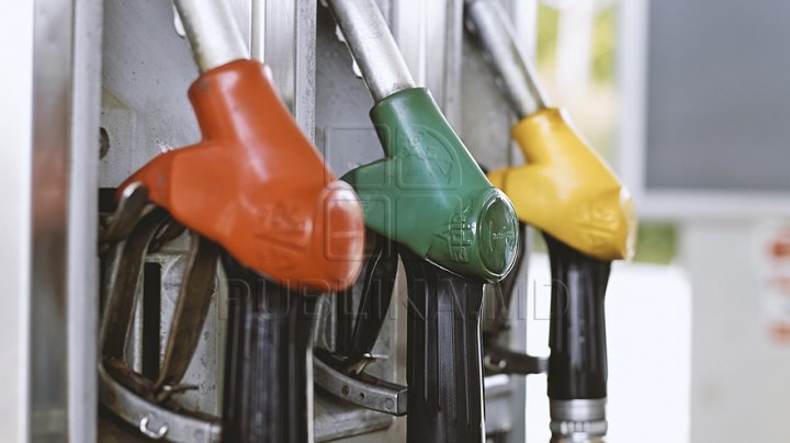 Carburanţi mai ieftini în weekend. Ce preţuri a afişat ANRE pentru benzină şi motorină