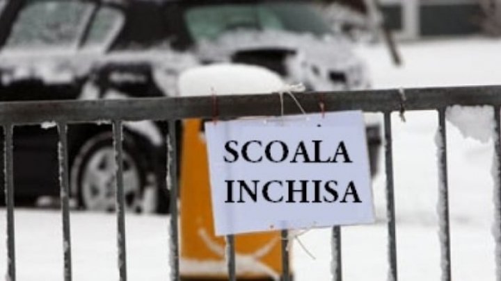 DECIS. Școlile din Capitală, ÎNCHISE luni din cauza vremii rele