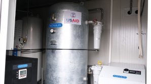 Într-un spital din centrul Moldovei a fost dată în EXPLOATARE o stație generatoare de oxigen medical