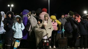 Proiect: Refugiaţii din Ucraina vor beneficia de protecție temporară și după ridicarea stării de urgență ( VIDEO)