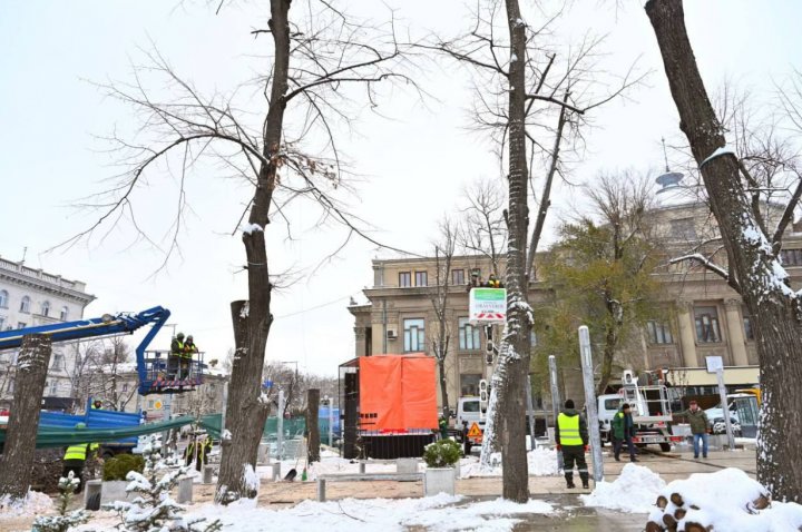 Ce se va întâmpla timp de 3 zile în scuarul Mihai Eminescu din Capitală. Spaţiul public va fi delimitat şi securizat (FOTO)