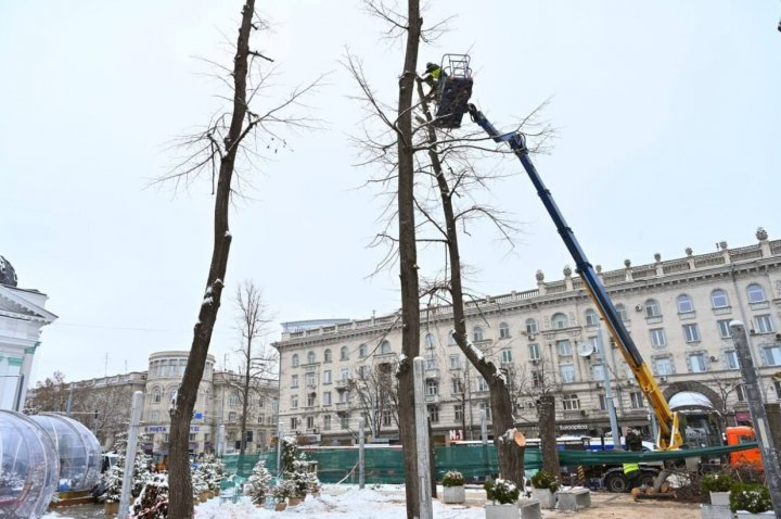 Ce se va întâmpla timp de 3 zile în scuarul Mihai Eminescu din Capitală. Spaţiul public va fi delimitat şi securizat (FOTO)