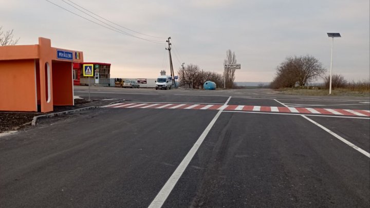 ( FOTO) A fost finalizată reconstrucţia unei porţiuni a drumului între localitățile Mihăileni și Râșcani 