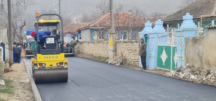 SCANDAL. Ministerul Culturii a demarat o anchetă, după ce drumul de la Butuceni a fost asfaltat (FOTO)