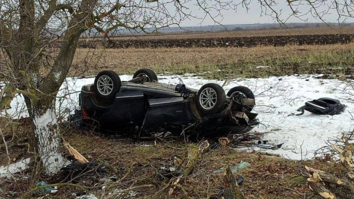 ACCIDENT CUMPLIT pe şoseaua Chișinău-Dubăsari. Două persoane au murit