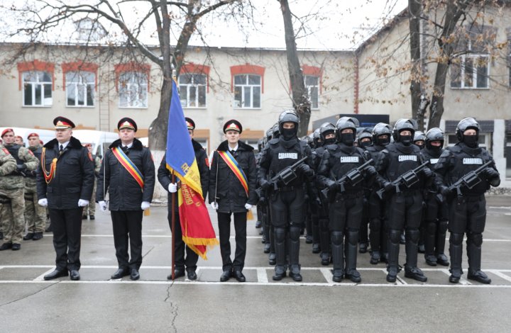 (FOTO) Inspectoratul General de Carabinieri sărbătorește astăzi 32 de ani de la înfiinţare