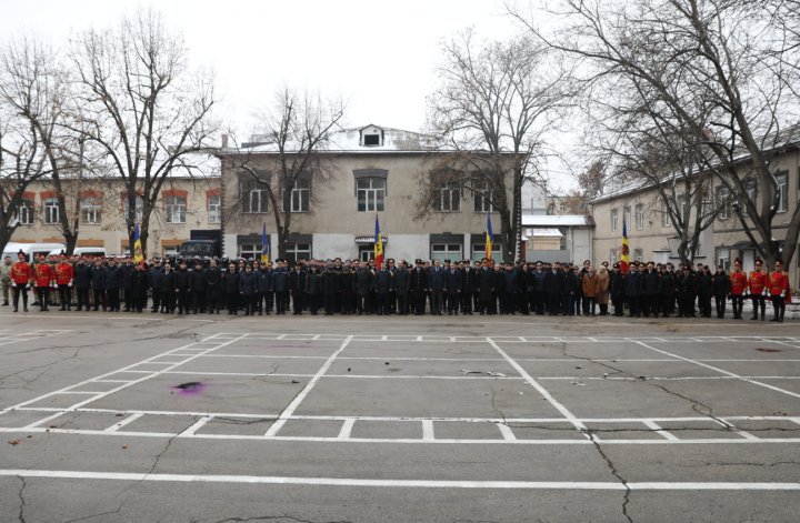 (FOTO) Inspectoratul General de Carabinieri sărbătorește astăzi 32 de ani de la înfiinţare