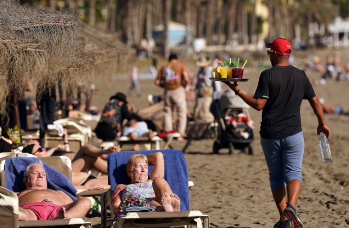 Nou record de căldură în decembrie. Au fost 29,9 grade Celsius în Spania (FOTO)