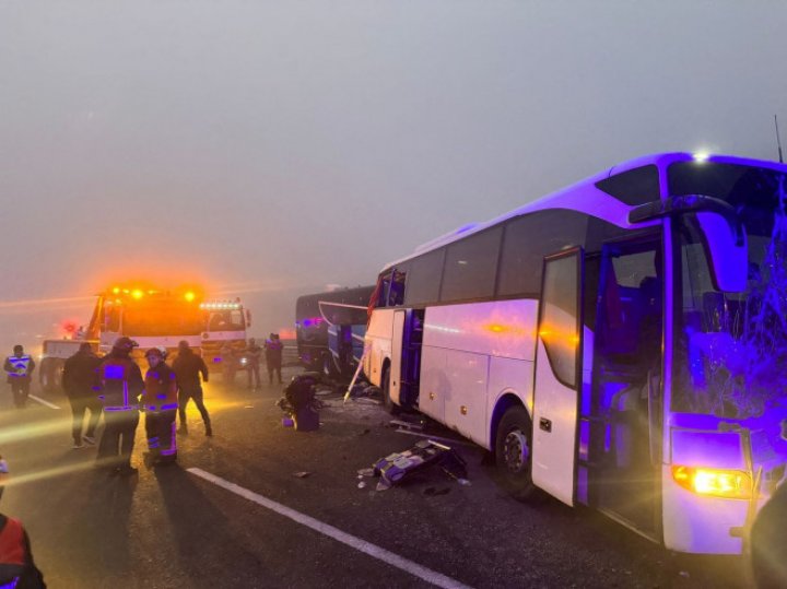 Accident de GROAZĂ pe o autostradă din Turcia: 11 oameni au murit și alți 50 au fost răniți (FOTO)