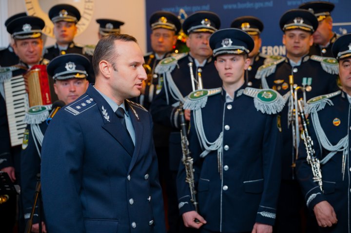 (FOTO) Noul șef al Poliției de Frontieră, Ruslan Galușca, prezentat colectivului instituţiei