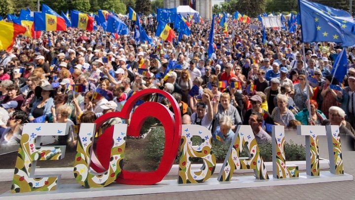 Opinia locuitorilor din nordul Republicii Moldova după decizia începerii negocierilor de aderare la UE: „Europa este un viitor mai bun”