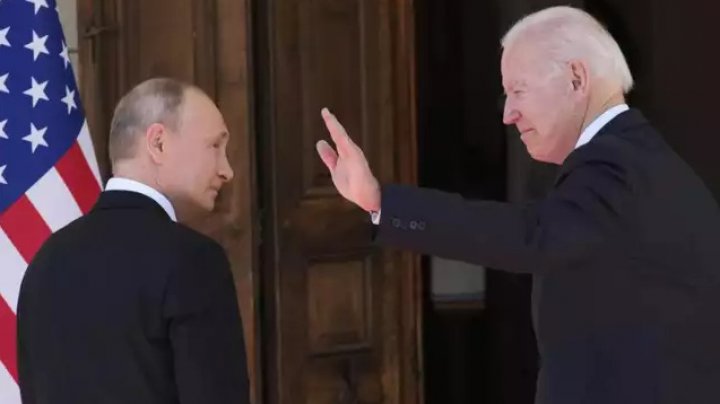 Joe Biden avertizează că Putin va primi „cel mai bun cadou de Crăciun" de la congresul SUA