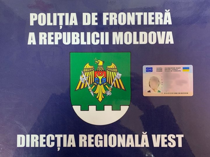 Sute de euro pentru două permise de conducere falsificate. Actele, ridicate de poliţiştii de frontieră (FOTO)