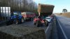 (VIDEO) Agricultorii francezi fac PRĂPĂD: Au BLOCAT o autostradă care face legătura între Paris și Lille, către Belgia sau Anglia
