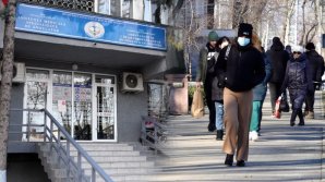 Situaţie ALARMANTĂ la Bălţi! Purtarea măştii de protecţie, OBLIGATORIE în primăria oraşului (VIDEO)