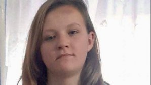 FOTO De 3 săptămâni nu se ştie nimic despre ea! O fată de 14 ani din satul Oxentea A DISPĂRUT FĂRĂ URMĂ