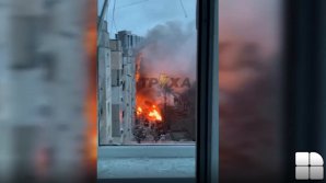 "Rămâneţi în adăposturi". ALERTE AERIENE în toată Ucraina! Cel puţin zece EXPLOZII PUTERNICE au fost auzite la Kiev
