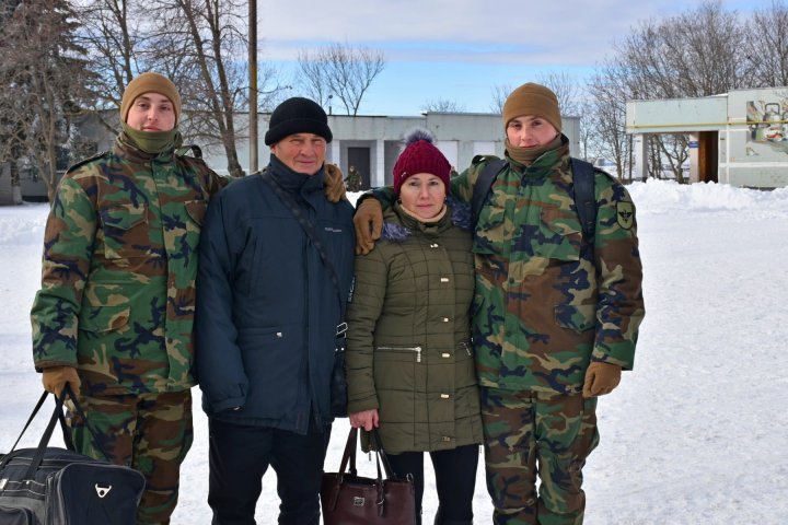 Au jurat credinţă Patriei! Circa 180 de militari în termen au depus jurământul (FOTO/VIDEO)