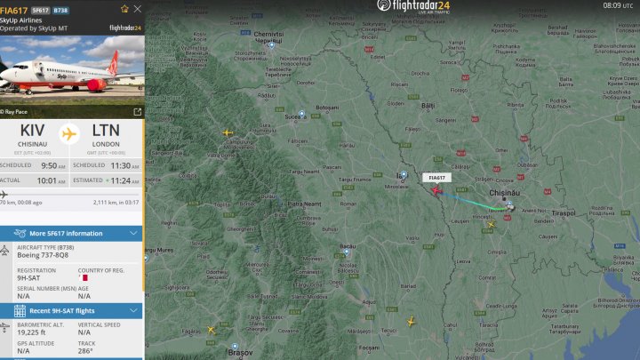 Neclarităţi? Pe site-ul internaţional Flightradar24 a rămas vechea abreviere - KIV, chiar dacă de astăzi AIC are o nouă abreviere - RMO