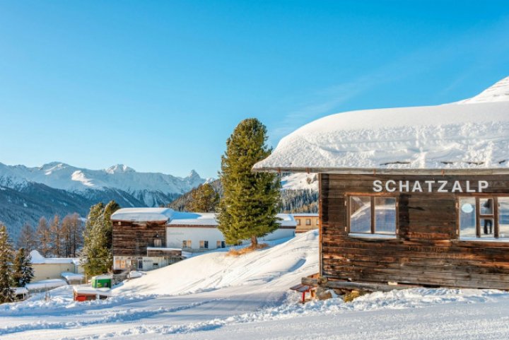 Cum arată stațiunea de schi elvețiană Davos, unde s-au reunit liderii planetei la Forumul Economic Mondial (GALERIE FOTO)