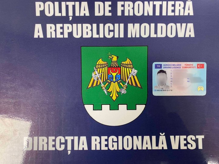 Un obuz din perioada celui de-al Doilea Război Mondial, găsit în apropierea râului Prut. Ce au mai descoperit polițiștii de frontieră (FOTO)