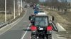 PROTESTELE continuă! Fermierii se deplasează spre vama Cahul - Oancea (VIDEO)