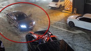 Schema cu „ruda implicată în accident”: Trei bărbaţi, care au estorcat zeci de mii de euro de la persoane, REŢINUTE în flagrant (VIDEO)