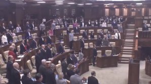 Deputații i-au comemorat pe ostașii căzuți în războiul din Afganistan