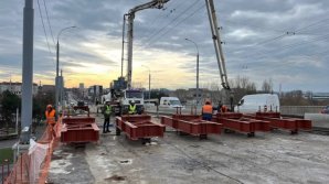 Când va fi reluată circulaţia rutieră pe prima porțiune a podului Mihai Viteazul din Capitală? Precizările lui Vitalie Mihalache