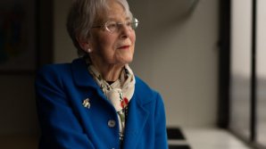 Ce a făcut o fostă profesoară cu moștenirea surpriză de 1 miliard dolari de la soțul decedat: Sunt fericită