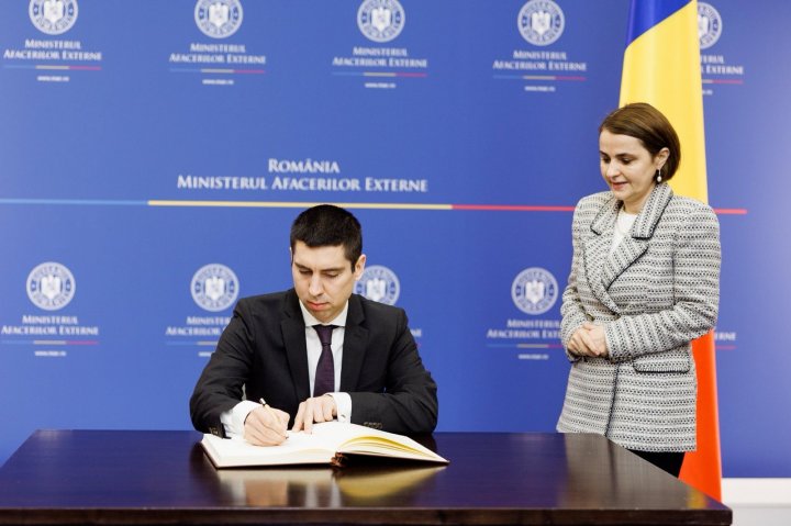 (FOTO) Vicepremierul Popșoi: „România va continua să ne acorde sprijin cuprinzător și solid în proiectele care vizează bunăstarea cetățenilor Republicii Moldova"