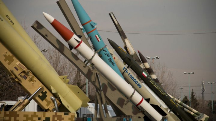 Reuters: Iran a aprovizionat Rusia cu sute de rachete balistice. Cum au ajuns la destinatar
