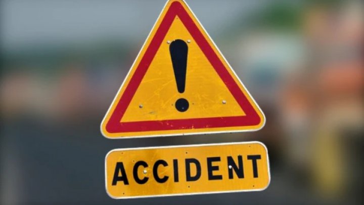 Accident grav în raionul Şoldăneşti: Un copil de 7 ani, lovit de un tractor. Şoferul a lăsat victima şi a fugit de la faţa locului
