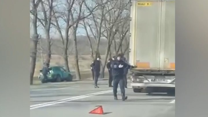 ACCIDENT GRAV la Sîngerei. Un şofer a murit pe loc (FOTO/VIDEO)