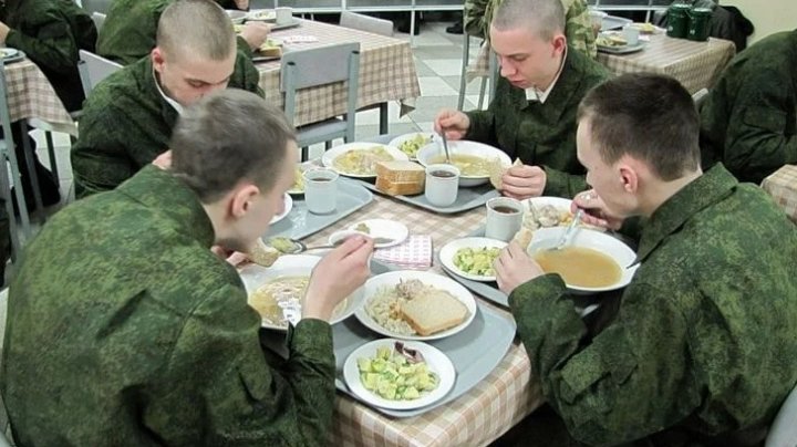 (VIDEO)Ministerul Apărării vrea să modifice meniul soldaților: mai puțină pâine și mai multă carne