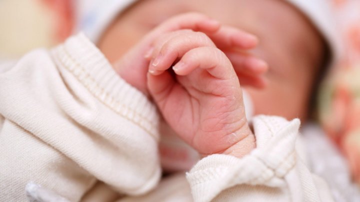 Momente de fericire pentru o mămică din Sîngerei: A născut în ambulanță o fetiță sănătoasă